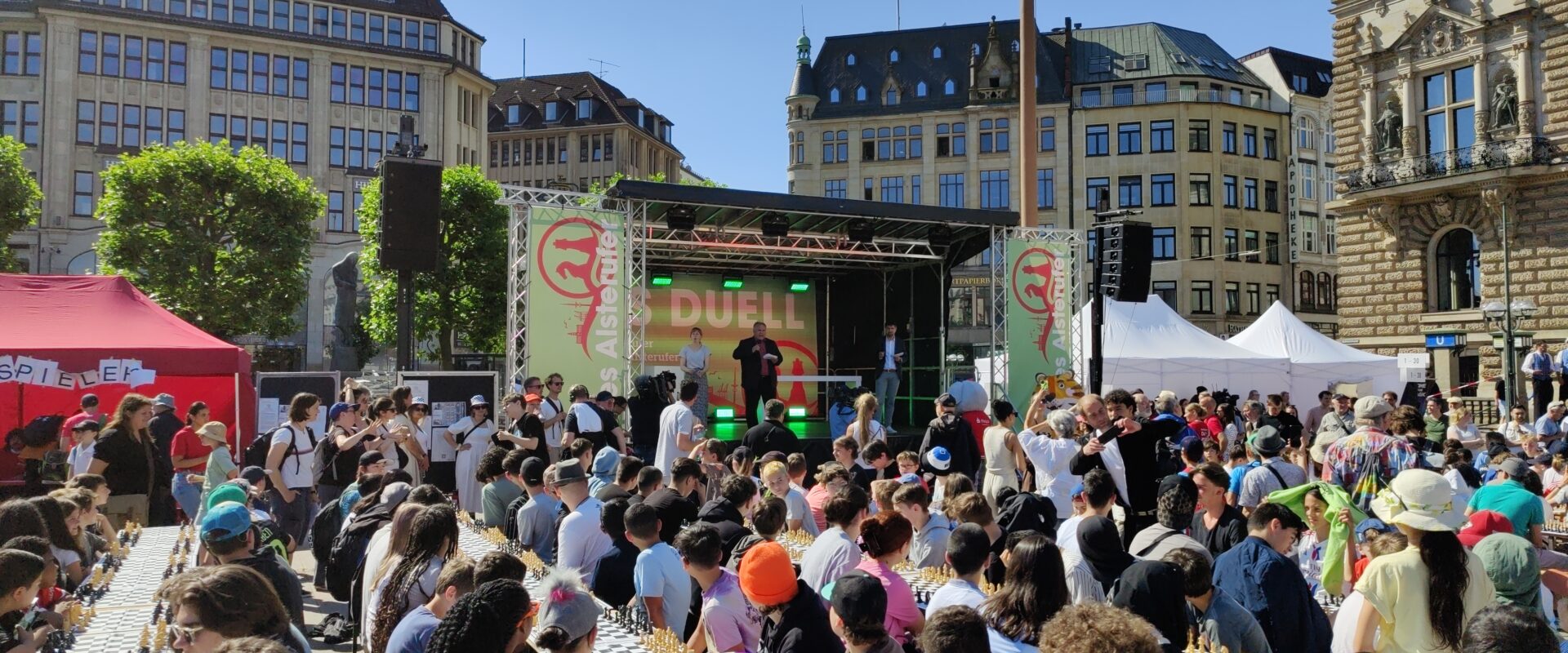 Campus Zweiter Bildungsweg siegt beim Schachturnier „Rechtes gegen Linkes Alsterufer“